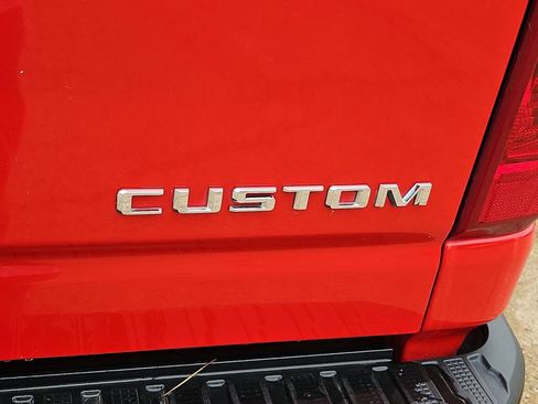 Used 2024 Chevrolet Silverado 2500 Custom w/ Custom Convenience Package AWD/4WD image 17