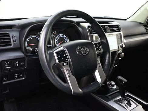 Used 2022 Toyota 4Runner TRD Sport w/ Technology Package AWD/4WD image 11