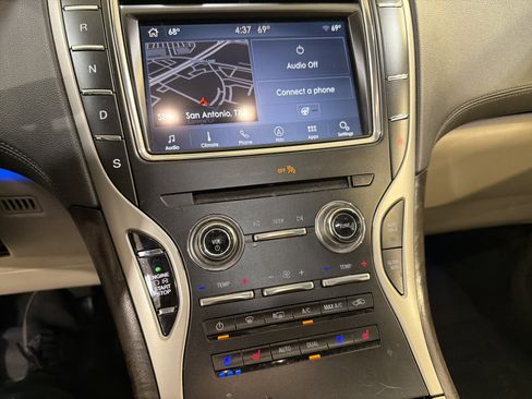 Used 2019 Lincoln Nautilus Reserve w/ Cargo Utility Package image 18