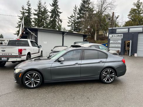 Used 2018 BMW 330i Sedan image 2