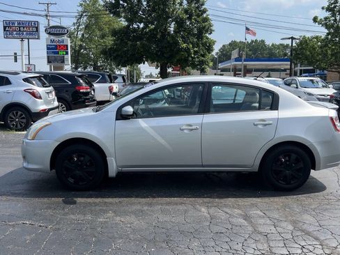 Used 2011 Nissan Sentra 2.0 image 2