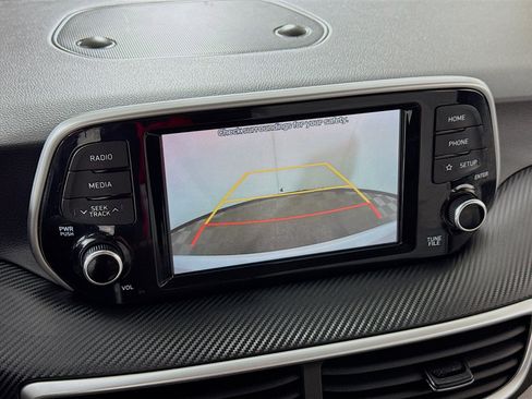 Used 2021 Hyundai Tucson SE AWD/4WD image 3