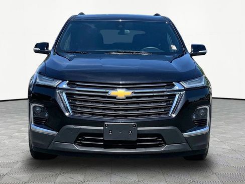 Used 2023 Chevrolet Traverse LT AWD/4WD image 2