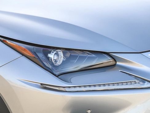 Used 2018 Lexus NX 300 FWD image 8