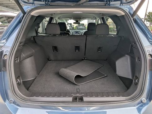 Used 2024 Chevrolet Equinox LT FWD image 17
