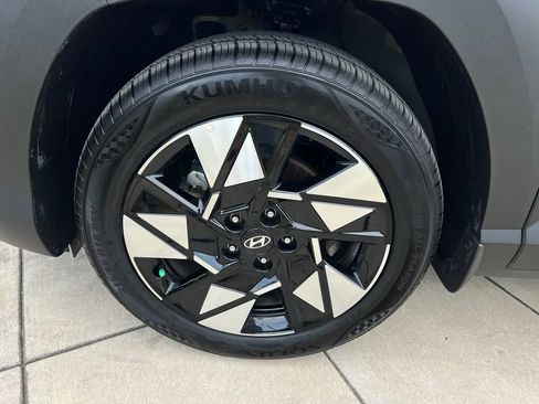 Certified 2025 Hyundai Kona SEL FWD image 23