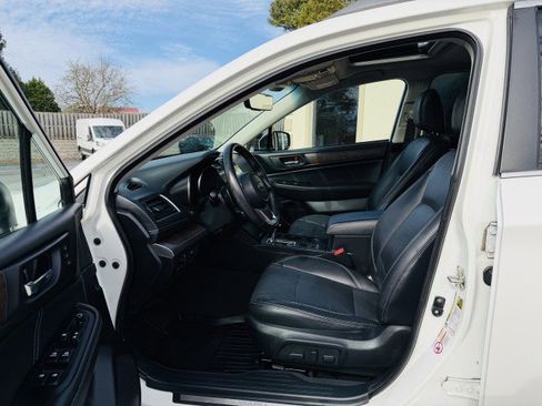 Used 2019 Subaru Outback 3.6R Limited w/ Popular Package #2 image 5