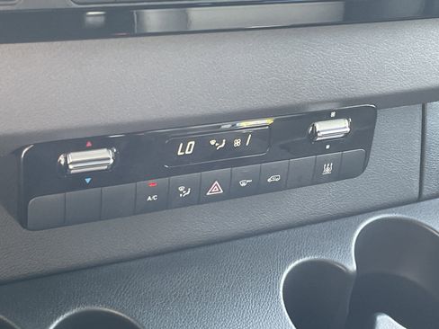 New 2025 Mercedes-Benz Sprinter 2500 image 33