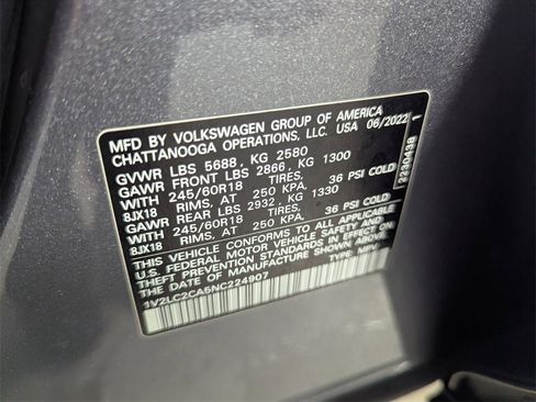 Used 2022 Volkswagen Atlas Cross Sport SE image 29