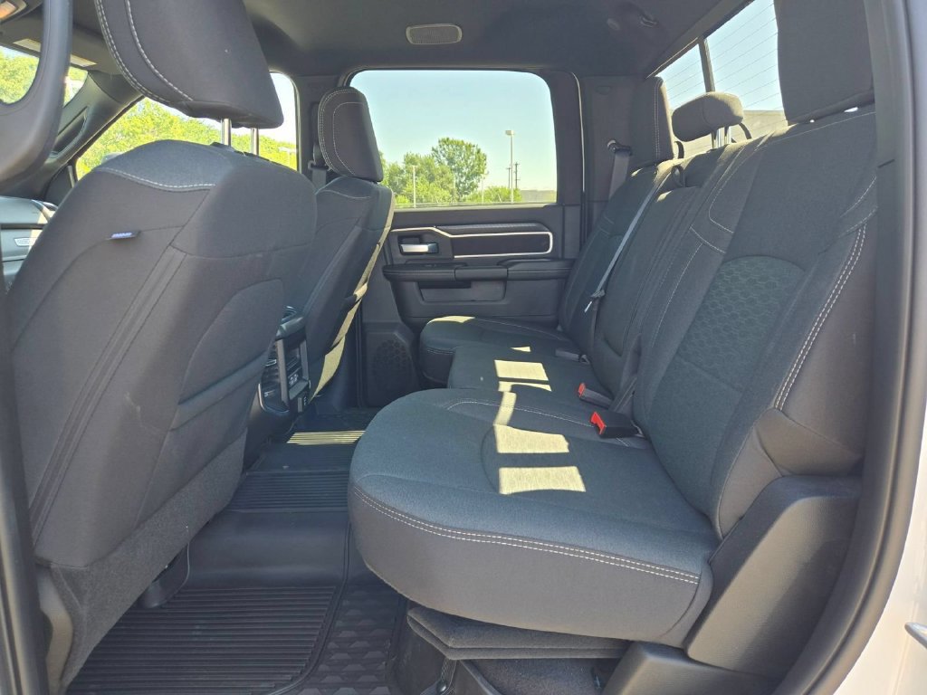 Used 2025 RAM 2500 Laramie AWD/4WD image 13