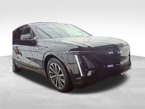 Used 2024 Cadillac Lyriq Sport AWD/4WD image 5