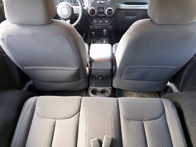Used 2013 Jeep Wrangler Sport AWD/4WD image 9