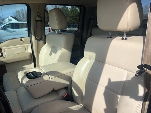 Used 2004 Ford F150 Lariat image 8