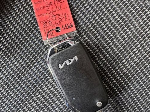 Used 2026 Kia Seltos LX AWD/4WD image 33