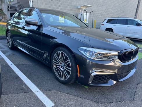 Used 2020 BMW M550i xDrive w/ Executive Package AWD/4WD image 4