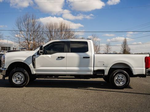 Used 2024 Ford F250 XL w/ Snow Plow Prep Package image 4