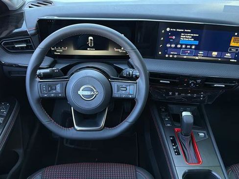 New 2026 Nissan Kicks SR FWD image 15
