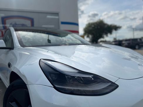 Used 2023 Tesla Model 3 Standard Range image 20