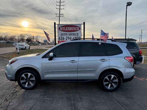 Used 2018 Subaru Forester 2.5i Premium image 1