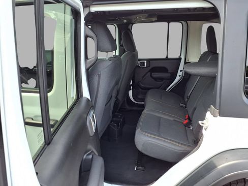 Certified 2025 Jeep Wrangler Unlimited Sport AWD/4WD image 22