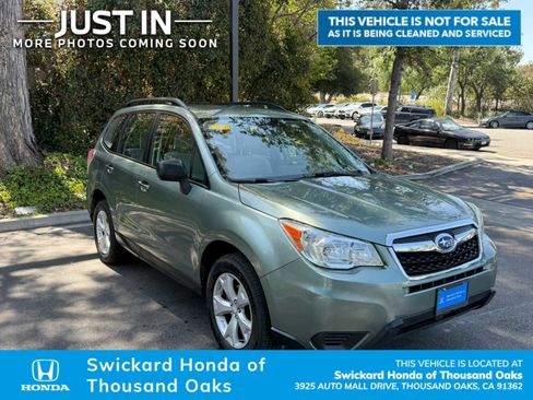 Used 2016 Subaru Forester 2.5i w/ Alloy Wheel Package AWD/4WD image 1