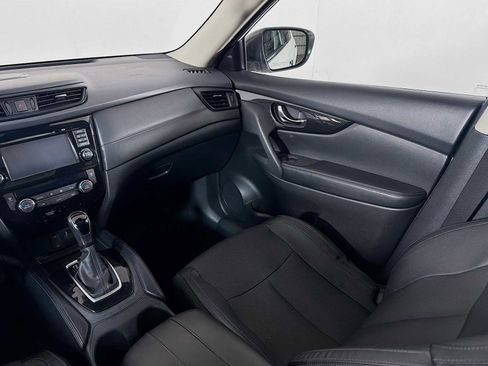 Used 2017 Nissan Rogue SL w/ SL Premium Package image 21