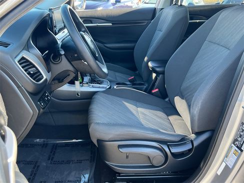 Used 2023 Kia Seltos LX image 18