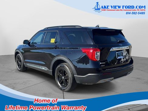 Used 2024 Ford Explorer XLT w/ Equipment Group 202A AWD/4WD image 7