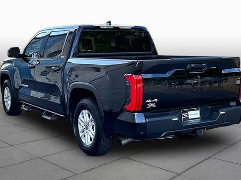 Used 2022 Toyota Tundra SR5 w/ SR5 Premium Package AWD/4WD image 12