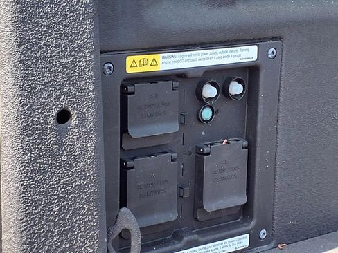 Used 2023 Ford F150 Lariat w/ Equipment Group 502A High image 21