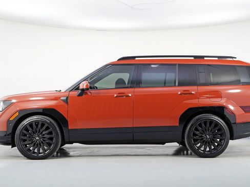 Used 2024 Hyundai Santa Fe Calligraphy image 8