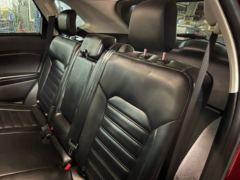 Used 2024 Ford Edge SEL AWD/4WD image 20