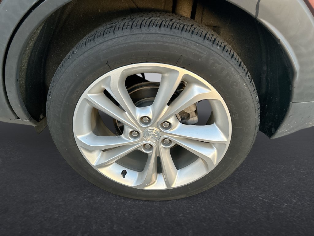 Used 2023 Buick Encore GX Preferred FWD image 10