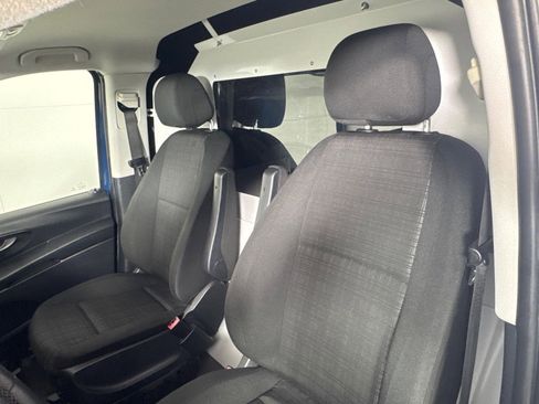 Used 2018 Mercedes-Benz Metris image 13
