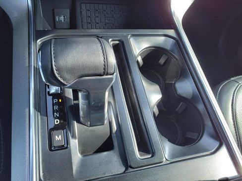 Used 2024 Ford F150 Platinum w/ Equipment Group 702A High image 19