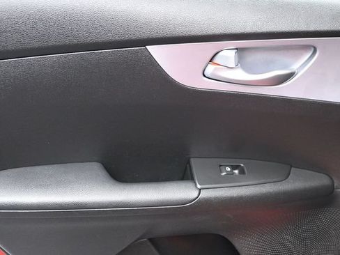 Used 2023 Kia Forte LXS FWD image 11