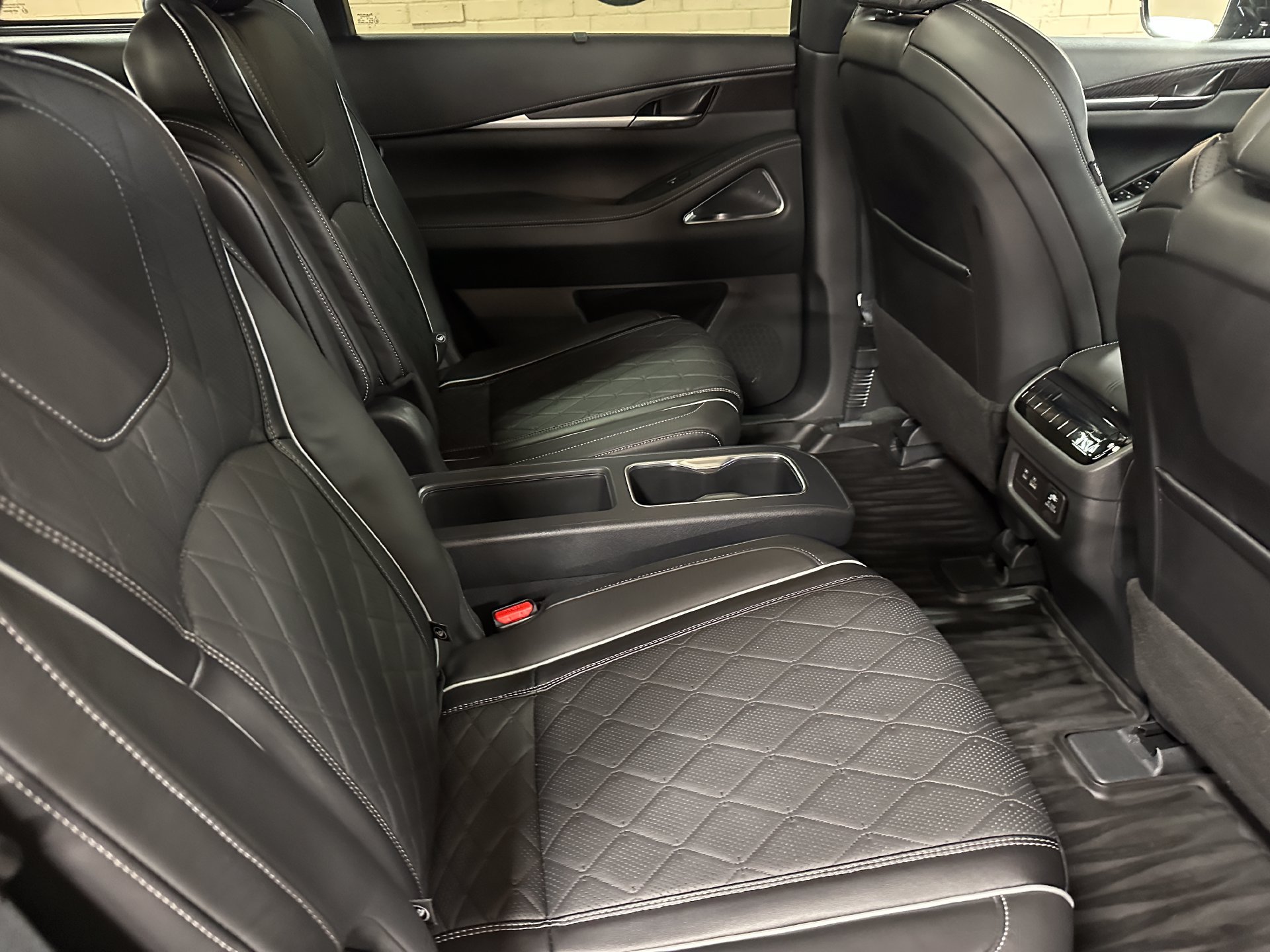Used 2024 INFINITI QX60 Autograph AWD/4WD image 22