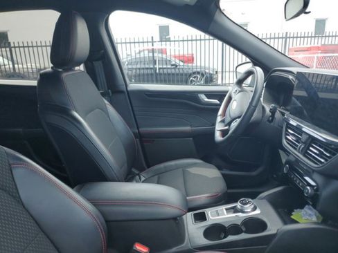 Used 2023 Ford Escape ST-Line w/ Tech Pack #1 image 10