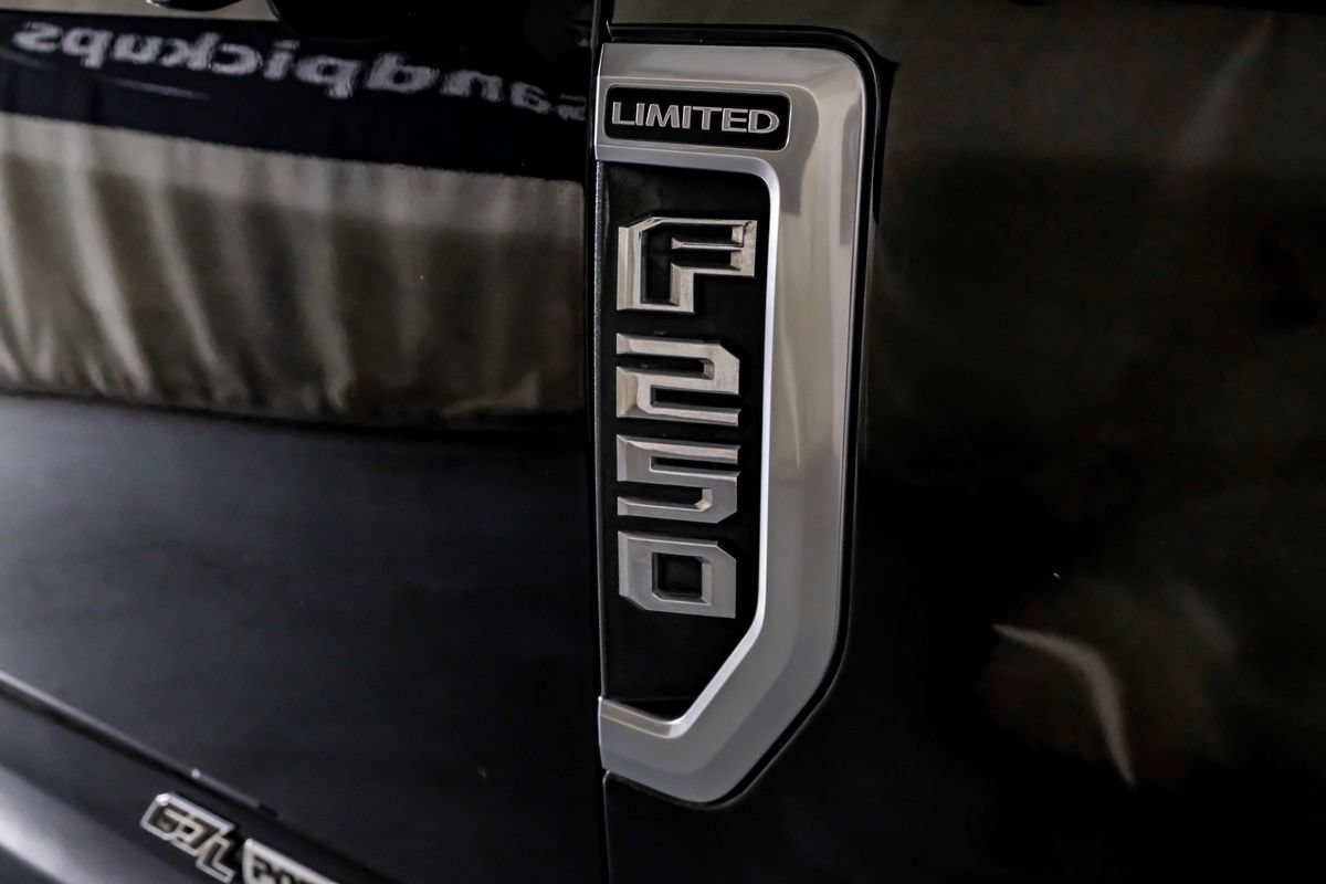 Used 2019 Ford F250 Limited w/ FX4 Off-Road Package AWD/4WD image 45