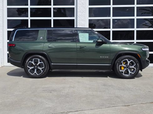 Used 2024 Rivian R1S Adventure AWD/4WD image 3
