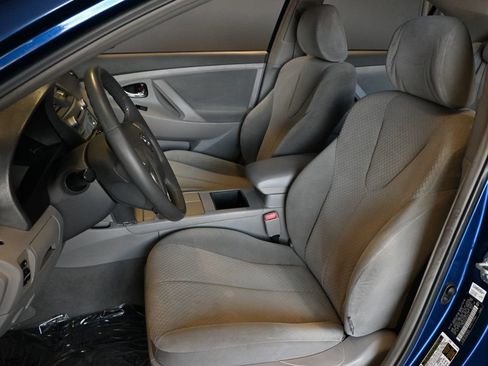 Used 2009 Toyota Camry Hybrid w/ Upgrade Pkg FWD image 8