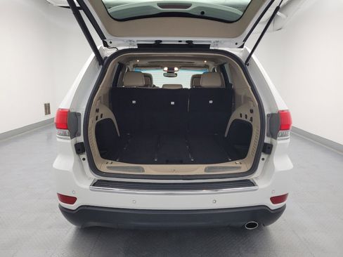 Used 2017 Jeep Grand Cherokee Limited AWD/4WD image 29