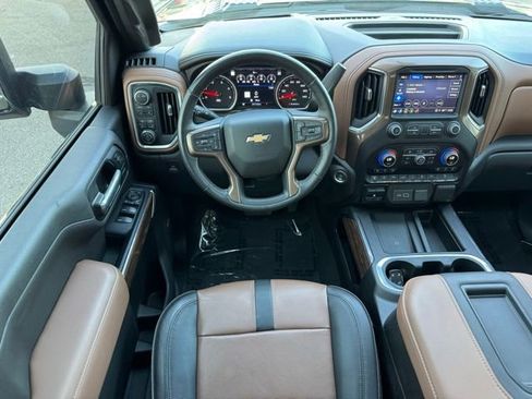Used 2022 Chevrolet Silverado 3500 High Country w/ Z71 Off-Road Package AWD/4WD image 10