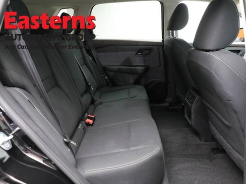 Used 2023 Nissan Rogue S AWD/4WD image 24
