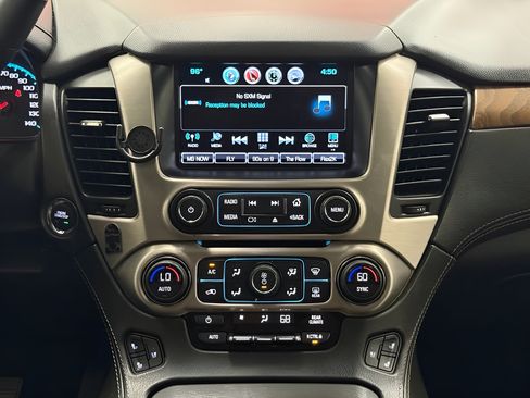 Used 2020 GMC Yukon Denali AWD/4WD image 18