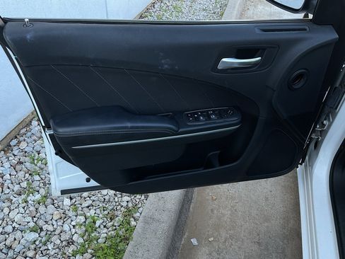 Used 2022 Dodge Charger SXT image 12