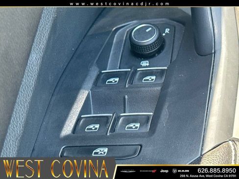 Used 2025 Volkswagen Jetta Sport FWD image 19