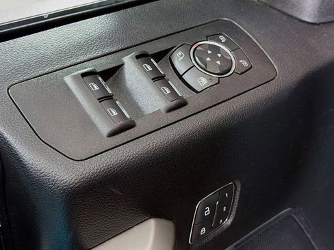 Used 2020 Ford F150 Lariat image 22