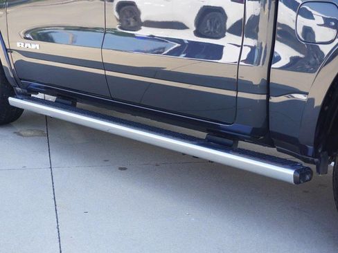 Used 2025 RAM 1500 Big Horn AWD/4WD image 17