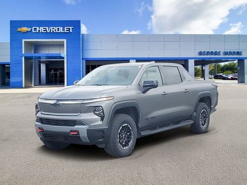 New 2026 Chevrolet Silverado EV Trail Boss w/ LPO, Gameday Tailgate Package image 2